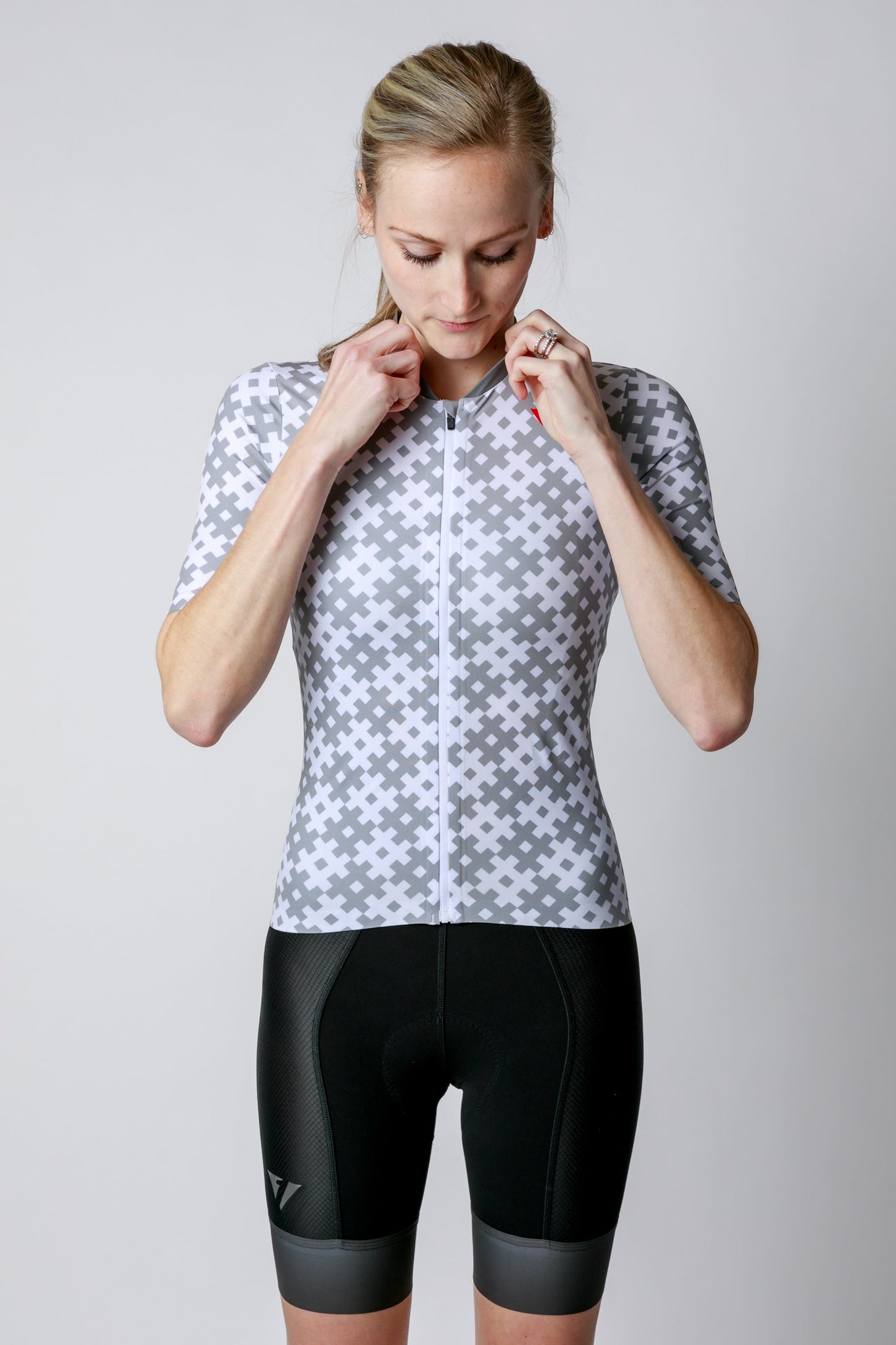 Kansept1 Women's ProSpec Rouleur SZ Jersey | #HashTag | Tarmac Gray/White