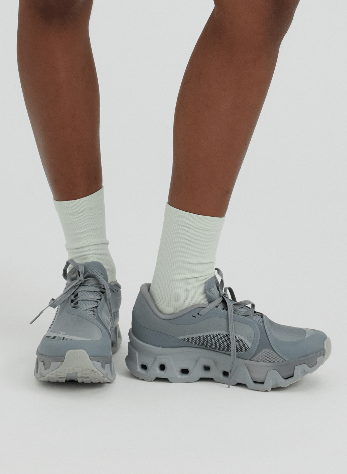 Pruzan Running Softhold Crew Socks