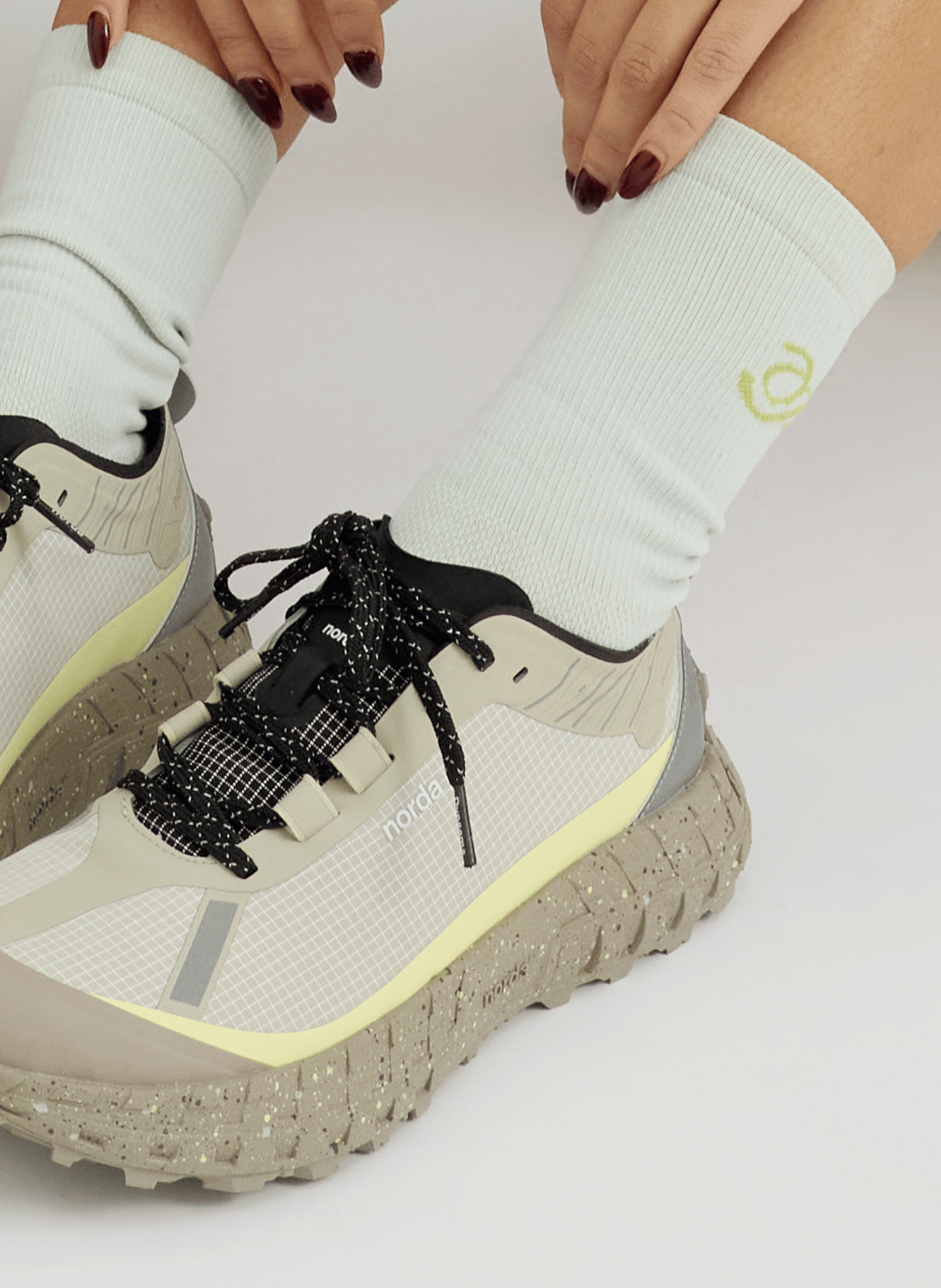 Pruzan Running Softhold Crew Socks