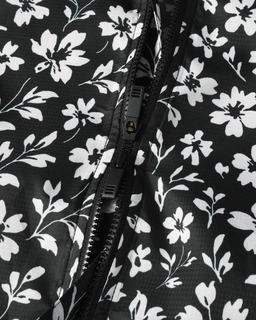Samsara Stop The Wind Cycling Vest - Black Floral Maze
