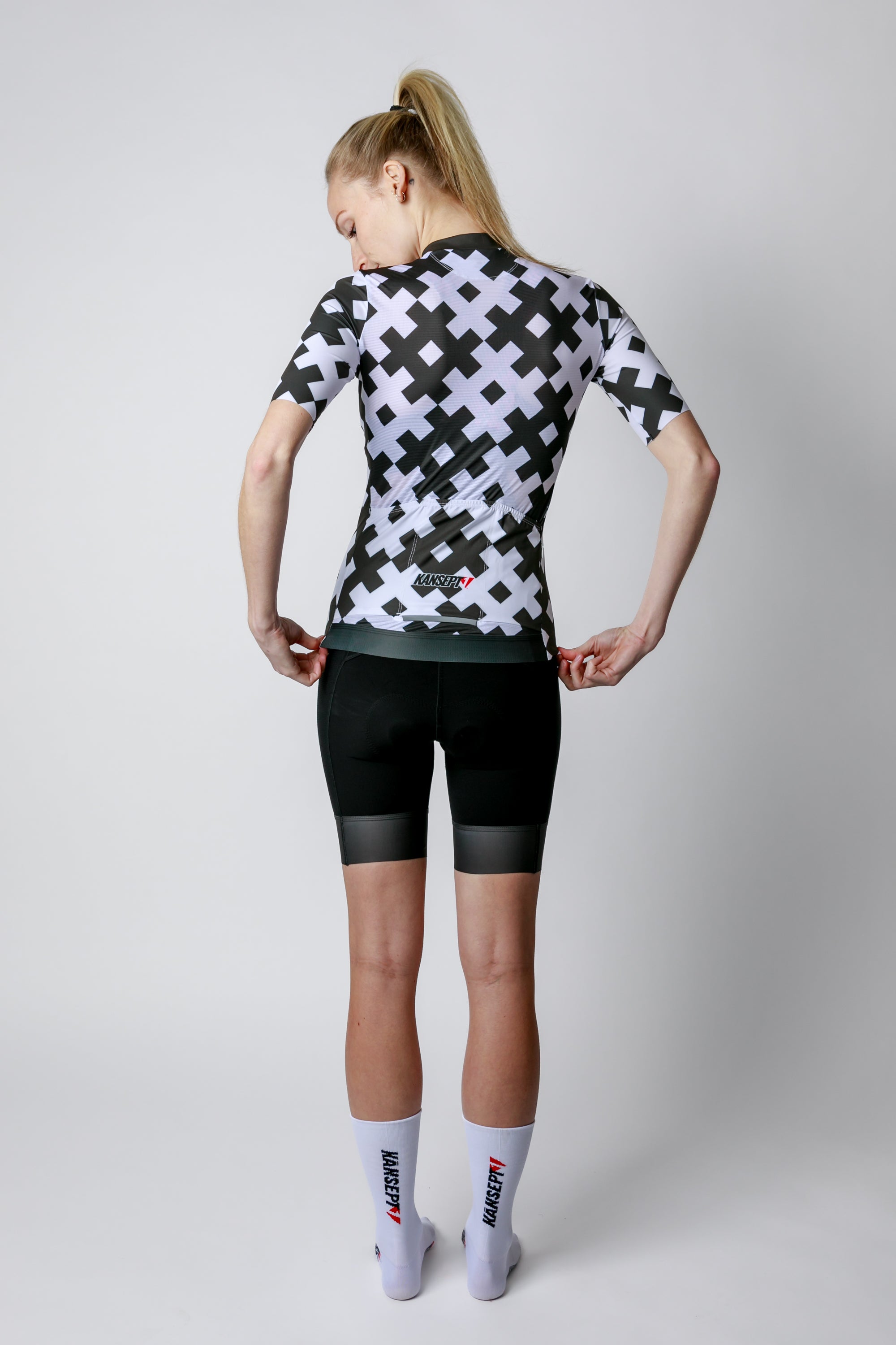 Kansept1 Women's ProSpec Rouleur SZ Jersey | #HashTag Macro | Obsidian Black/White