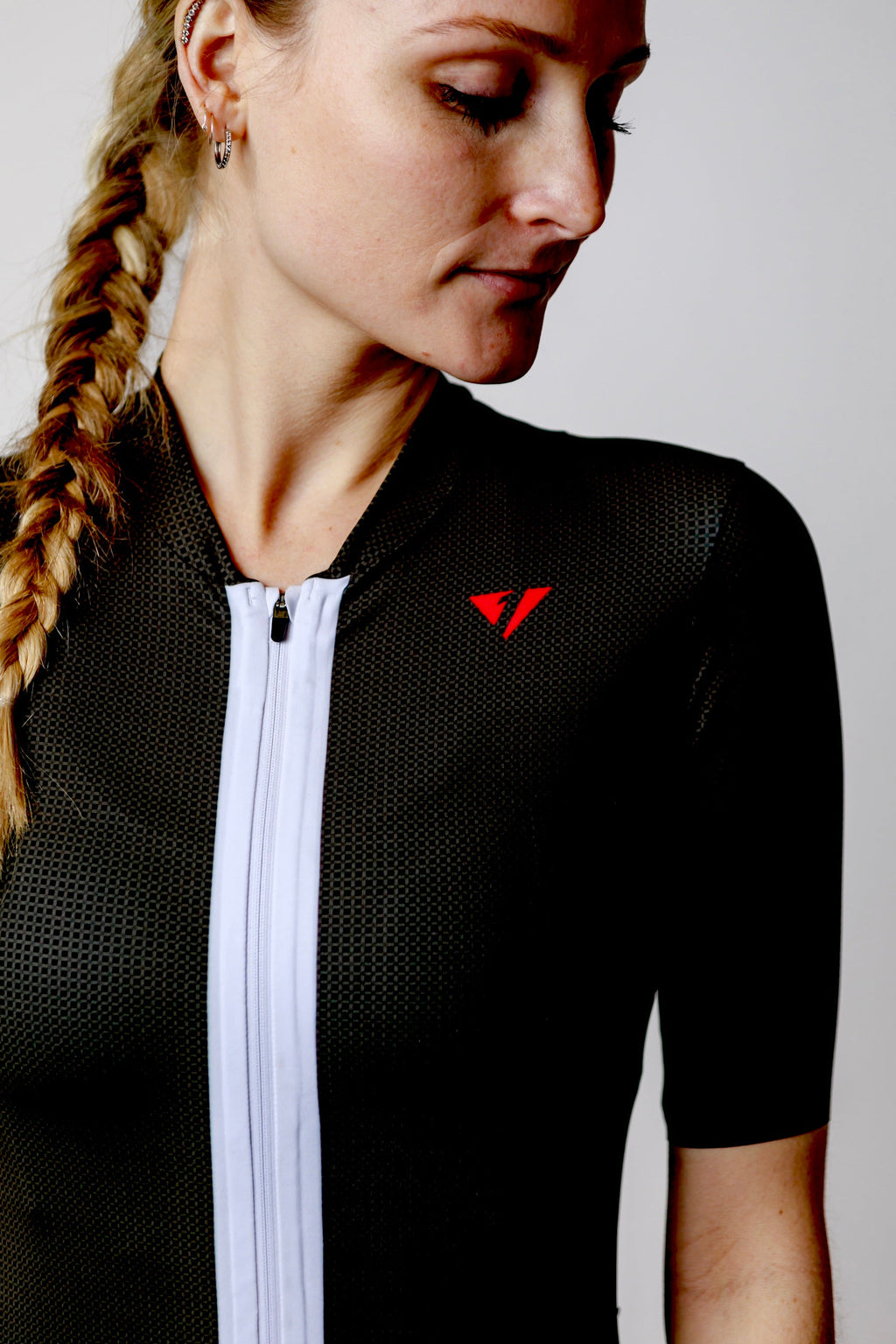 Kansept1 Women's ProSpec Rouleur SZ Jersey | TEAM ISSUE | Obsidian Black CF with white race stripe
