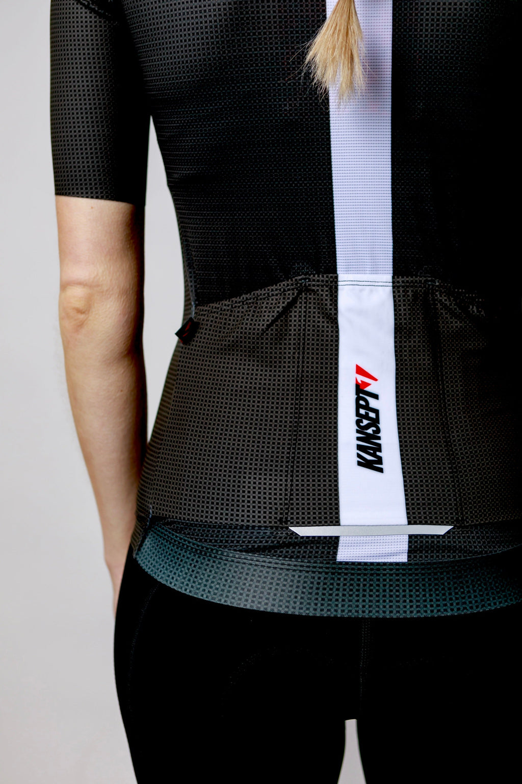 Kansept1 Women's ProSpec Rouleur SZ Jersey | TEAM ISSUE | Obsidian Black CF with white race stripe